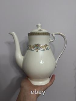 102pc Aynsley Henley Fine Bone China Set, 12 Place Settings, England, Pristine