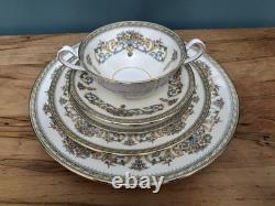 102pc Aynsley Henley Fine Bone China Set, 12 Place Settings, England, Pristine