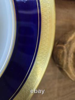 12 Aynsley England Bone China 10.1/2 Gold Rim/Cobalt Blue & White Dinner Plates