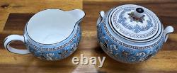 14-pieces Set Wedgwood Florentine Turquoise W2714 Bone China, England