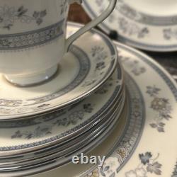 16 Piece china service For 4 Royal Doulton Woodland Pattern Minton Penrose