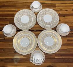 16pc Royal Doulton Sovereign H4973 English Fine Bone China 4 Place Set Gold EUC