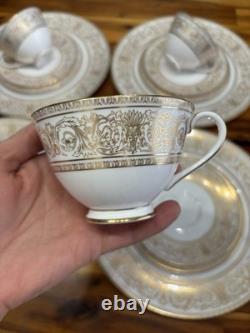 16pc Royal Doulton Sovereign H4973 English Fine Bone China 4 Place Set Gold EUC