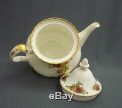 17 Piece Royal Albert Old Country Roses Bone China England Tea Set Service For 4