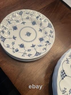 18Pcs Churchill Finlandia-8Dinner Plates-5 Rim Soup Bowl-4 B&B Plates & LG Plate