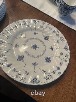18Pcs Churchill Finlandia-8Dinner Plates-5 Rim Soup Bowl-4 B&B Plates & LG Plate
