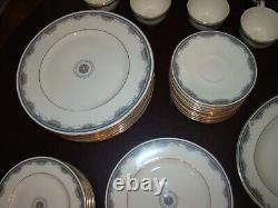 1986 ROYAL DOULTON H5121 ALBANY Ivory Bone China Dinnerware Set for 12 73 pc