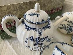 19pc ROYAL WORCESTER ENGLAND MANSFIELD BLUE TEA COFFEE CUP FINE BONE CHINA SET