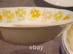 25 Piece Dishware Set Kensington Staffordshire Ironstone England Piccadilly 1822