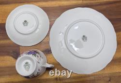 30pc Vtg Aynsley #2383 Fine Bone China Set, Pastel Floral Crocus, Gold Trim, EUC