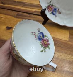 30pc Vtg Aynsley #2383 Fine Bone China Set, Pastel Floral Crocus, Gold Trim, EUC