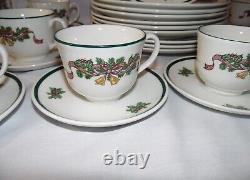 37 Pc. Set Johnson Brothers Bros Victorian Christmas Dinnerware England