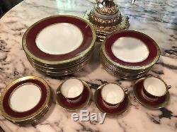 37 Peaces Antique Royal Worcester Diana Bone China England Red Gold Plate Set