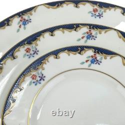 50 Piece Service For 10 Wedgwood England Bone China Chartley Pattern Dinnerware