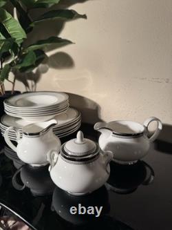 54 piece Royal Doulton H 5023 Bone China Dinner Set White/Silver England