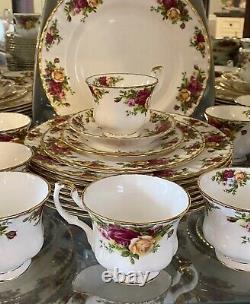 58 Piece Royal Albert Old Country Roses China 8 Place Settings with Extras