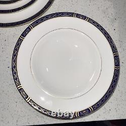 6 Pc Royal Worcester China England Mountbatten Cobalt Blue & Gold Dinner Setting