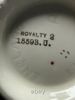 70 pc Myott Royalty 1559 China Set Service for 12 Maroon Gold England Dinnerware
