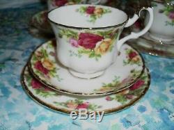 76 Piece Set Royal Albert Old Country Roses Bone China -Made in England