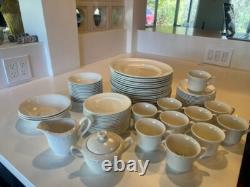78 Piece Set Vtg Wedgewood China England White Hedge Rose Pattern