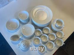 78 Piece Set Vtg Wedgewood China England White Hedge Rose Pattern