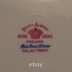 8 Royal Albert Bone China, England, PETIT POINT, snack sets, good condition