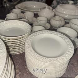 84 PIECE Cream WEDGWOOD QUEENSWARE CHINA. Made In England. Excellent Condition