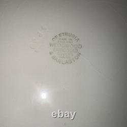 84 PIECE Cream WEDGWOOD QUEENSWARE CHINA. Made In England. Excellent Condition