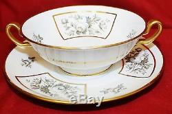 92 Piece Spode Y5448 Black Roses In Gold Panels China Set MINT