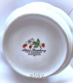 ALPINE STRAWBERRY Fine Bone China 4-Piece Set, Roy Kirkham, Made in England