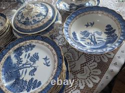 ANTIQUE SET Booths Real Old Willow Dinner And Serving Pieces 89 Pieces