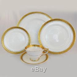 ELIZABETH Aynsley 5 Piece Place Setting NEW NEVER USED made England 24kt gold 