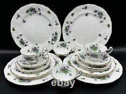 Adderley Sweet Violets 5 Piece Place Setting x 4 Bone China England 20 Pieces