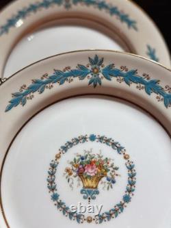 Aynsley Cambridge Bone China 30pc 6 Place Settings 5pc Set Blue Gold Mint