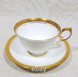 Aynsley Elizabeth 11 Tea Cup Set 7947 Fine English Bone China Gold Trim England