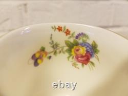 Aynsley England Bone China Davis Collamore Set of 8 Cups & Saucers with Floral Dec