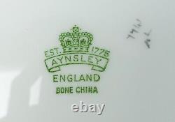 Aynsley England Vintage Red Berkeley Bone China 10 1/2 Dinner Plate Set Of 6