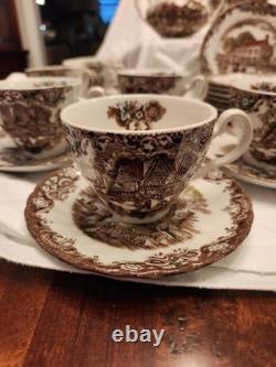Beautiful Johnson Brothers Heritage Hall Brunch Set For 10
