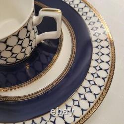 Bone China Porcelain Dinnerware Set, Elegant Dinner Set, Service for 4