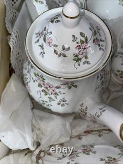 China Tea Set England Pink Rose Floral with Gold Trim 15 Pc