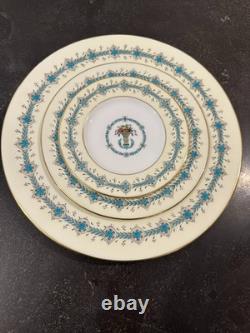 Coalport Queen Elizabeth Ivory Fine Bone China 12 Place Settings 60 Pc England