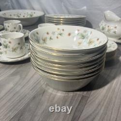 Complete 35 Piece Tea Set Saucers 70's Royal Doulton Strawberry Cream Fine China