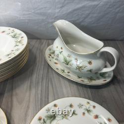 Complete 35 Piece Tea Set Saucers 70's Royal Doulton Strawberry Cream Fine China