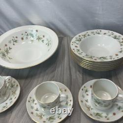 Complete 35 Piece Tea Set Saucers 70's Royal Doulton Strawberry Cream Fine China