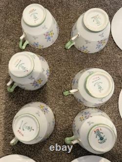 Crown Staffordshire Bone China Teacups and Saucers Set of 6 Made In England Crown Staffordshire Bone China Teacups and Saucers Set of 6 Made In England