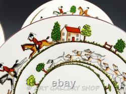 Crown Staffordshire England HUNTING SCENE FOX HORSES 10-3/4 DINNER PLATES Set 4