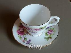 Duchess China Pattern Elegance Tea Set for 12 (42 pieces) great condition