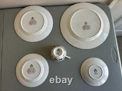Four 5-piece Place Settings Of Aynsley Pembroke Fine English Bone China (mint)