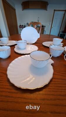 Gladstone Bone China Old Grecian Flute Luncheon 12 Plate & Cups Made In England
