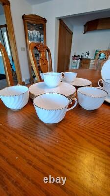 Gladstone Bone China Old Grecian Flute Luncheon 12 Plate & Cups Made In England